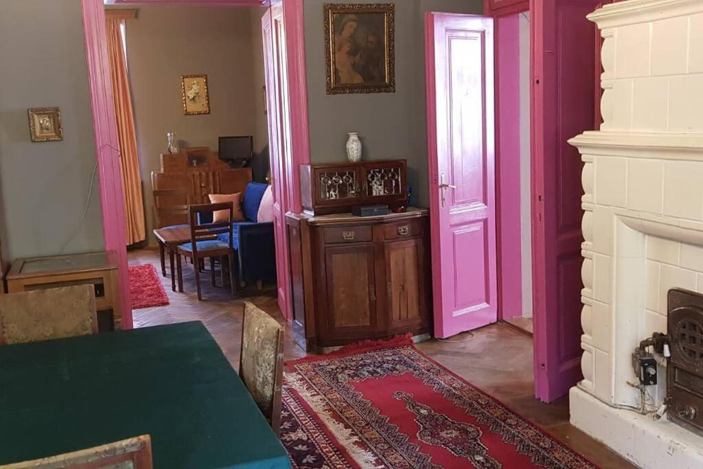 Josephine Central Villa & Garden Cluj-Napoca Eksteriør billede
